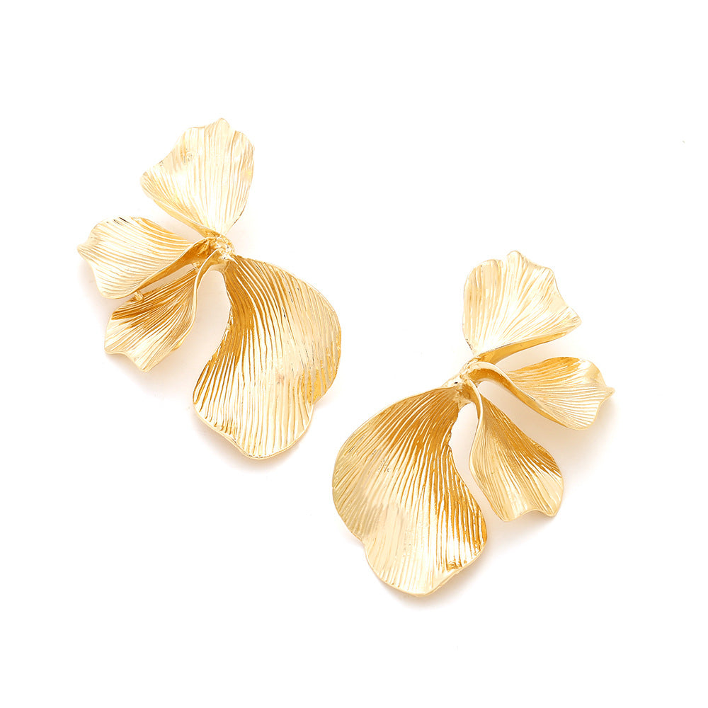 Vintage Textured Gold Leaf Statement Stud Earrings 6W6JER607