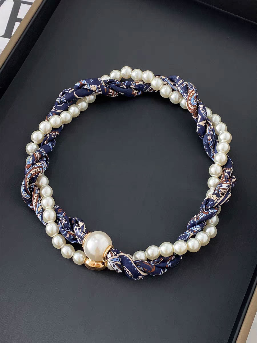 Vintage Paisley Print Pearl Chain Magnetic Scarf Necklace MK2BW6W6JNC235