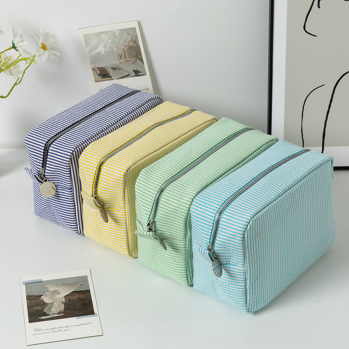 Minimalist Striped Cosmetic Bag - DippedShop Wholesale - #9939