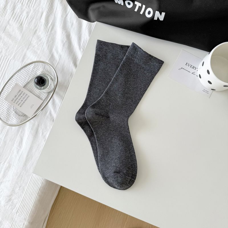 Casual Thin Breathable Solid Color Crew Socks 6W8FSO522