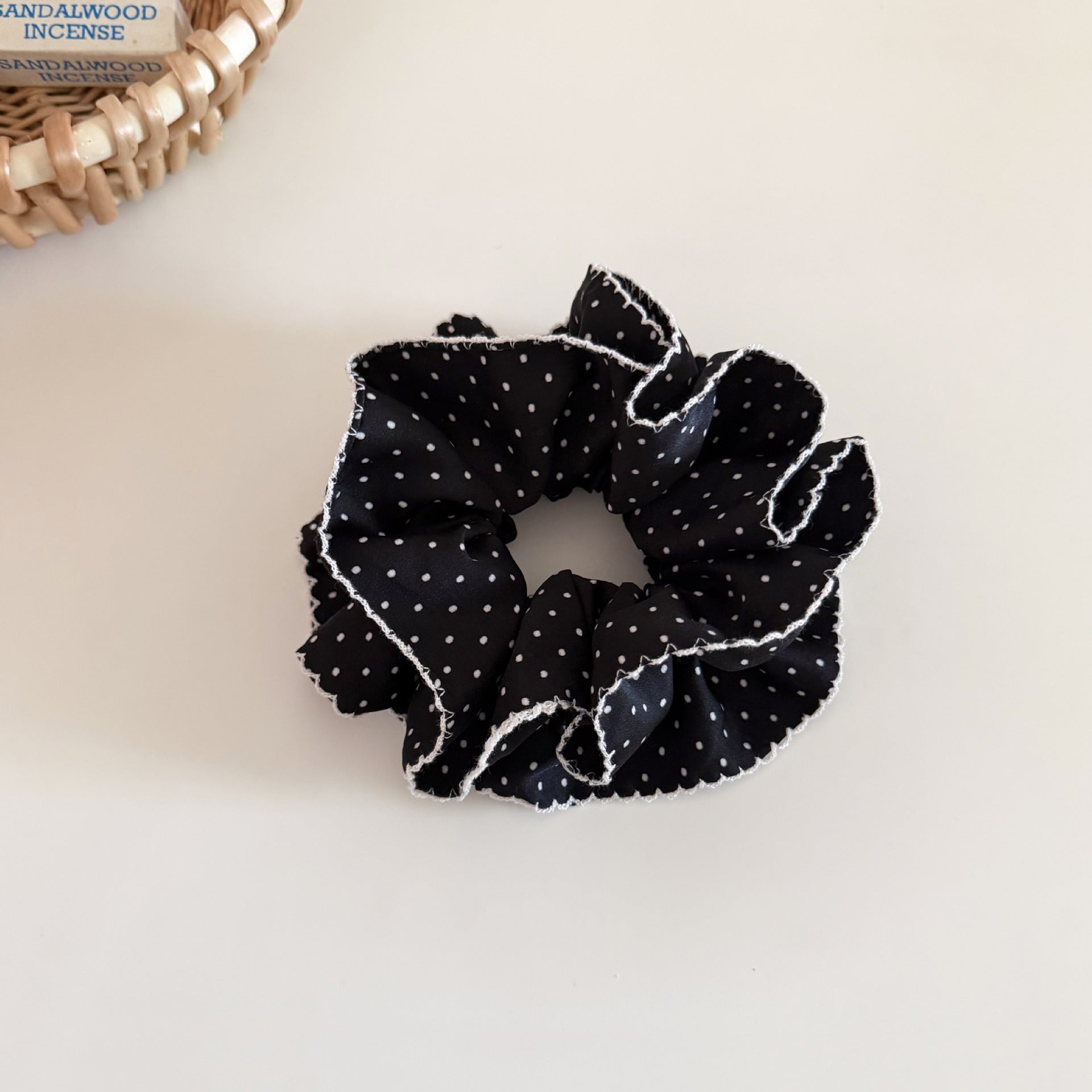 Polka Dot Wide Ruffled Hair Scrunchie MK2BLW6W6HSR12