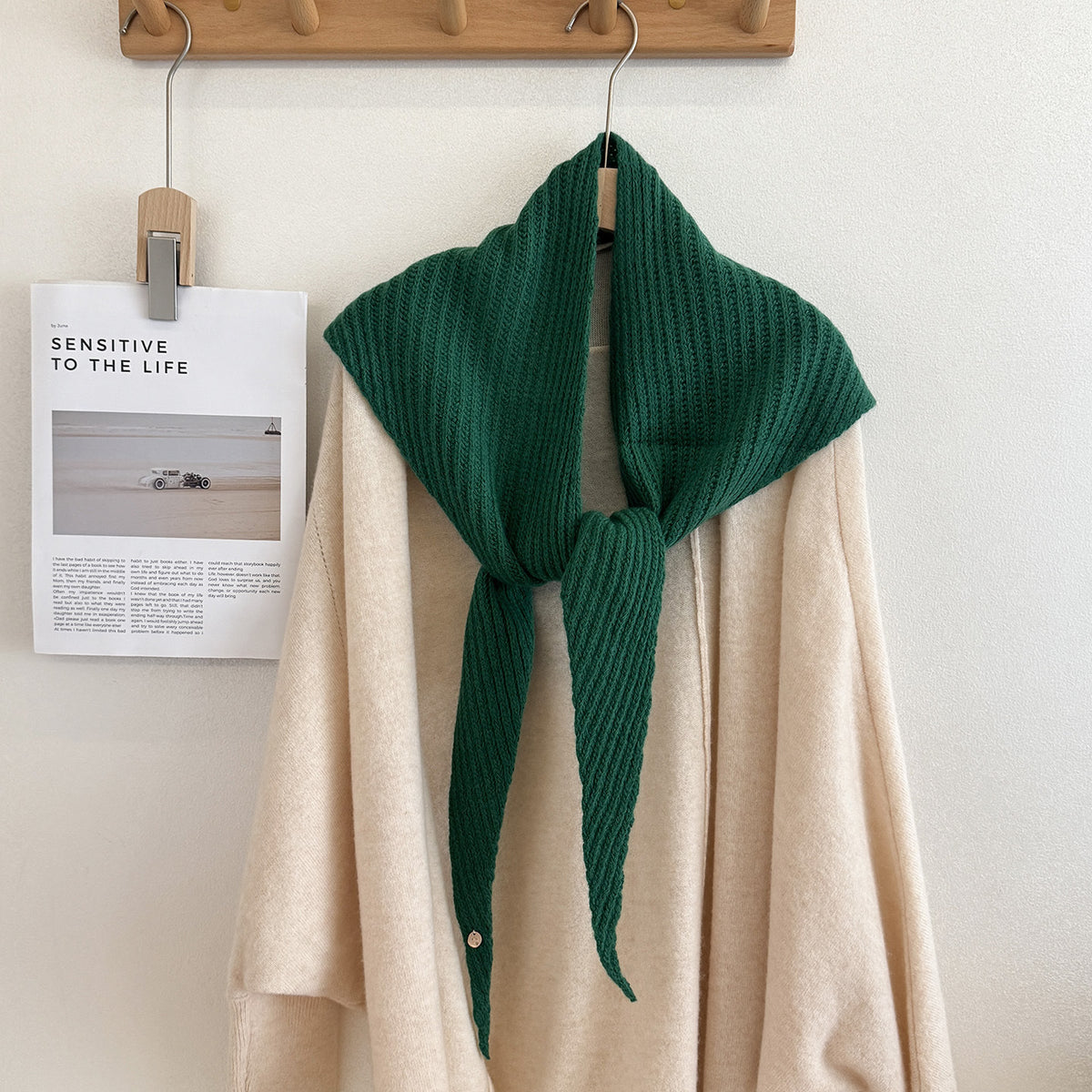 Trendy Solid Color Knit Shawl Triangle Scarf 6W6NSC102