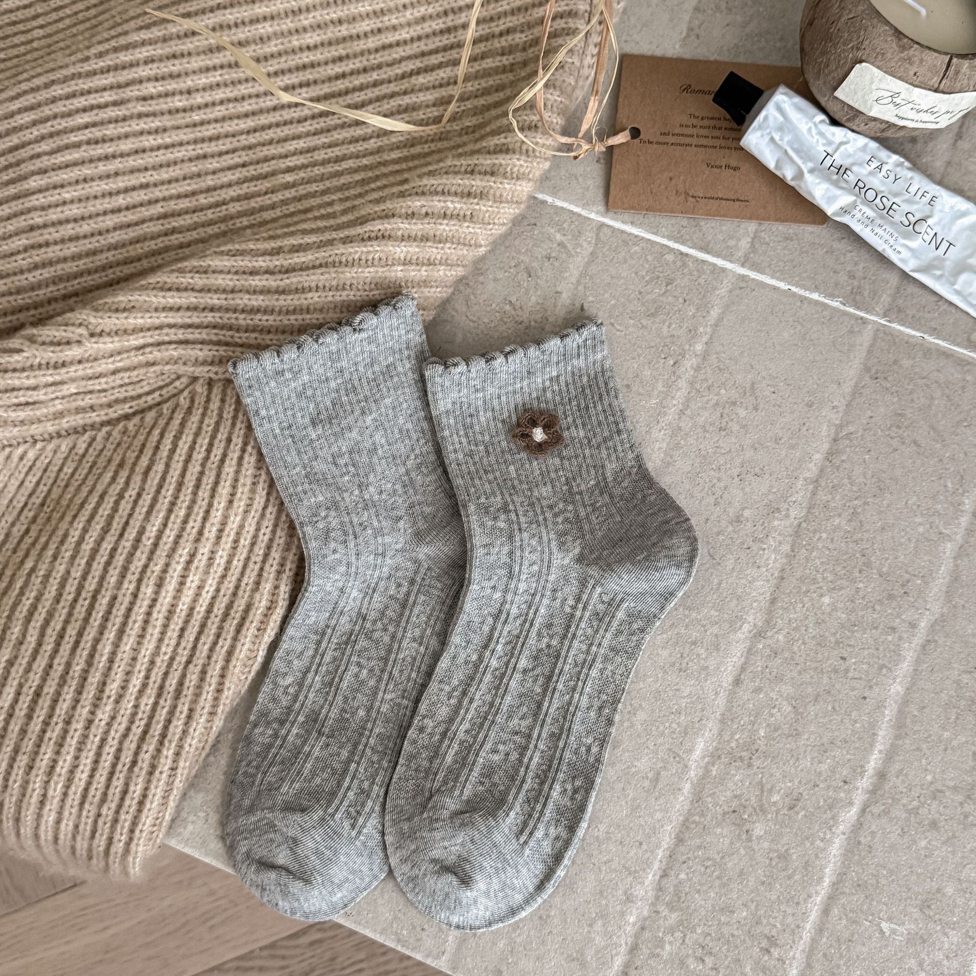 Cute 3D Floral Lace-Trim Ankle Socks 6W8FSO692