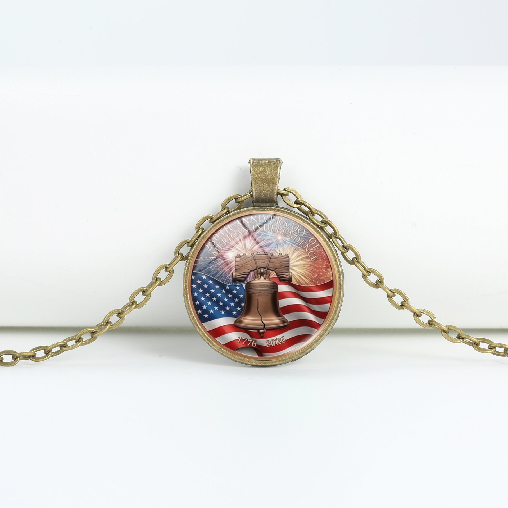 Retro USA Flag Pattern Round Pendant Chain Necklace 8ZA6JNC278T