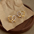 Elegant Hollow Heart Rhinestones Stud Earring 6W6JER562