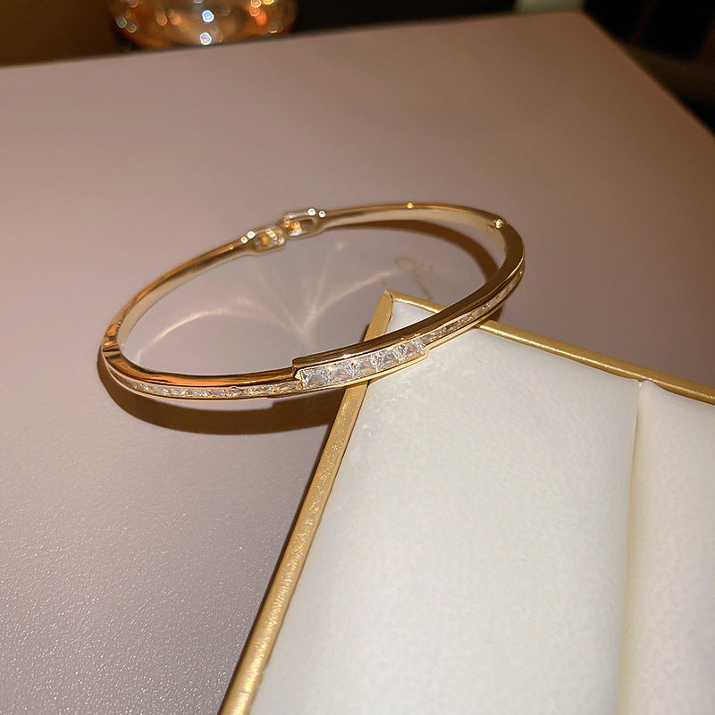 Elegant Gold Plated Rhinestones Hollow Open Bracelet 6W6JBR693