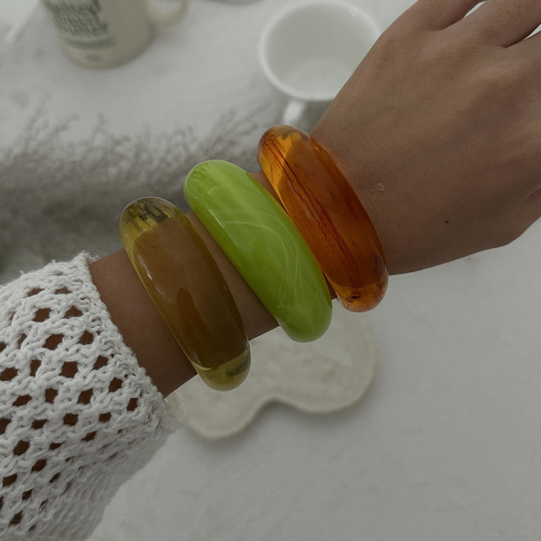 Multicolor Open Acrylic Resin Bracelets DP25B590