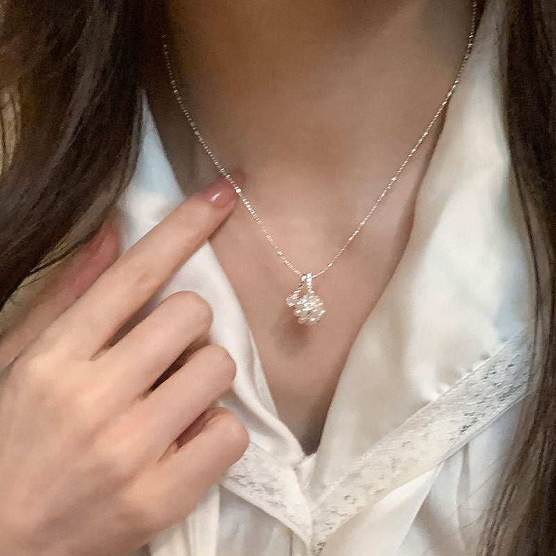 Minimalist Pearl Flower Ball Sliding Necklace 6W6JNC430