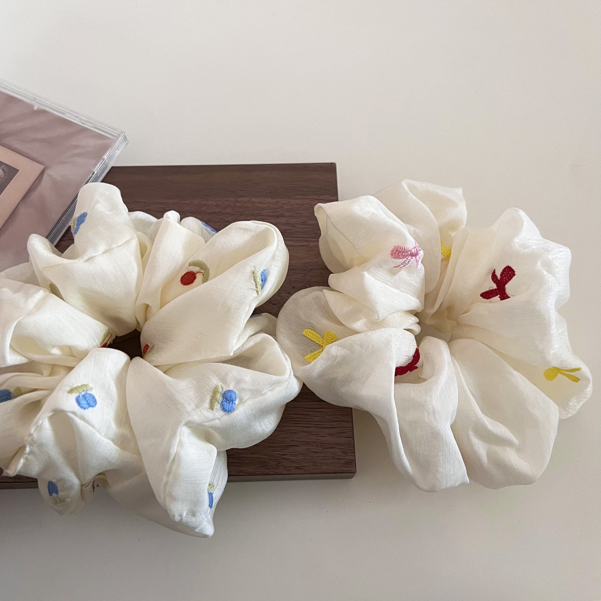 Sweet Floral Embroideried Fluffy Elastic Scrunchies MK2BW6W6HSR70