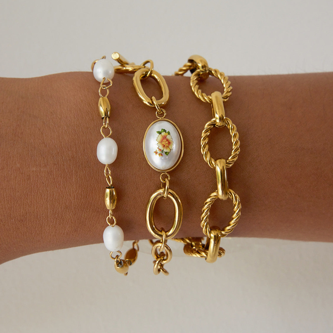 Chunky Pearl Gold Chain Bracelet - DippedShop Wholesale - #0499