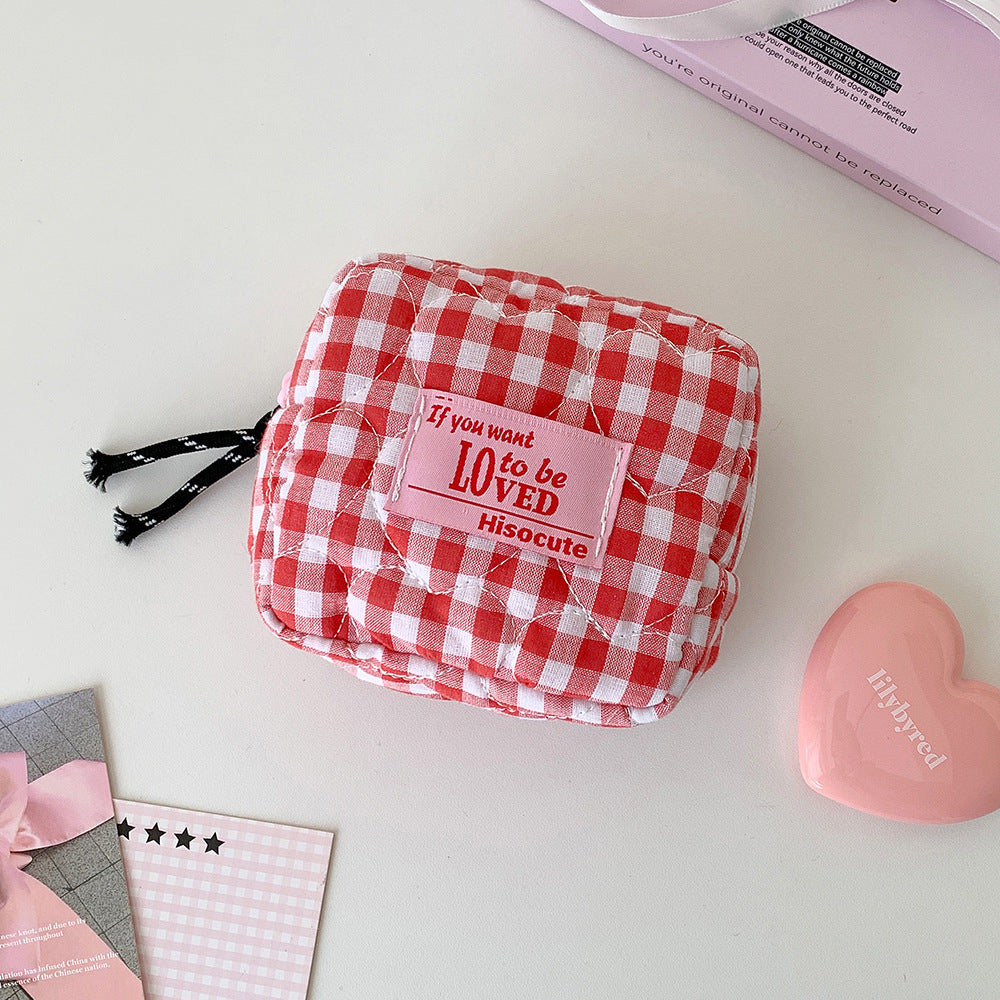 Cute Plaid Quilted Shell Mini Makeup Bag MK2BW6S10BOB58