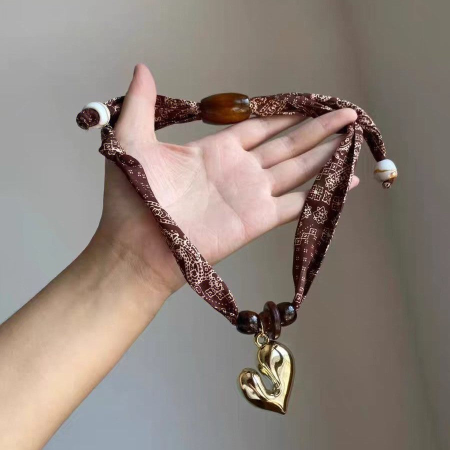 Vintage Irregular Gold Heart Pendant Scarf Necklace 6W6JNC1001