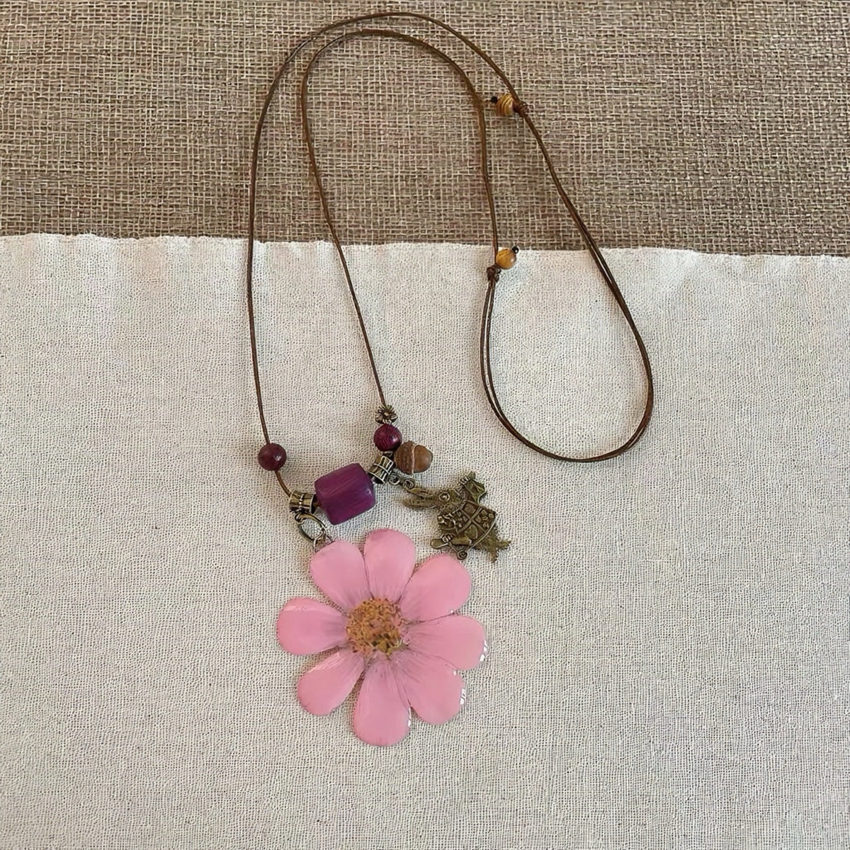 Flower Resin Pendant Necklace - DippedShop Wholesale - #6435
