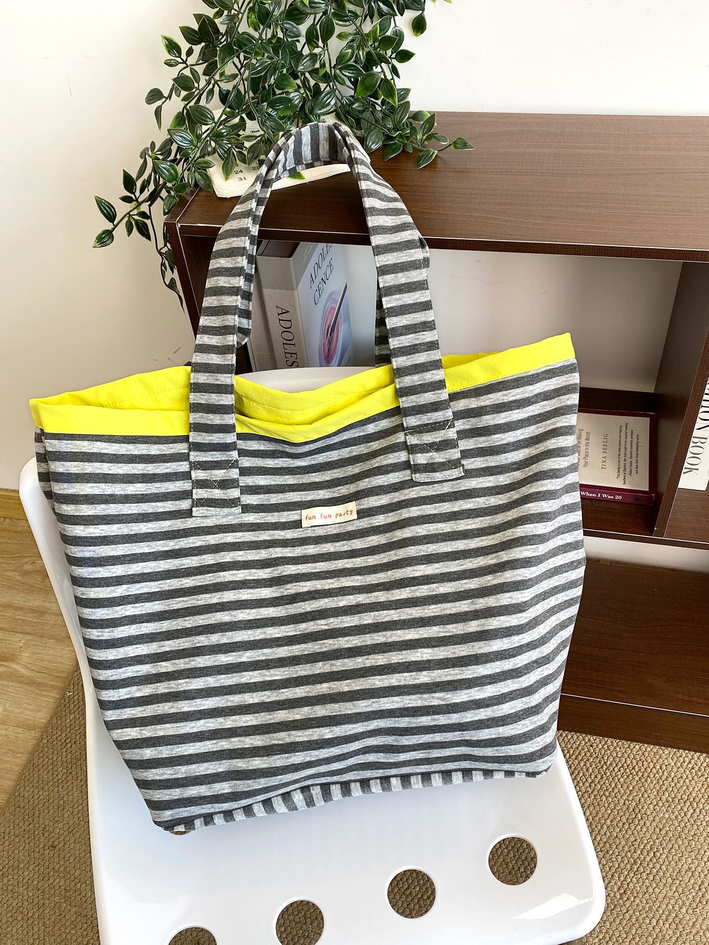 Stylish Striped Color Block Reversible Tote Bag MK2BLW6W10BBG566