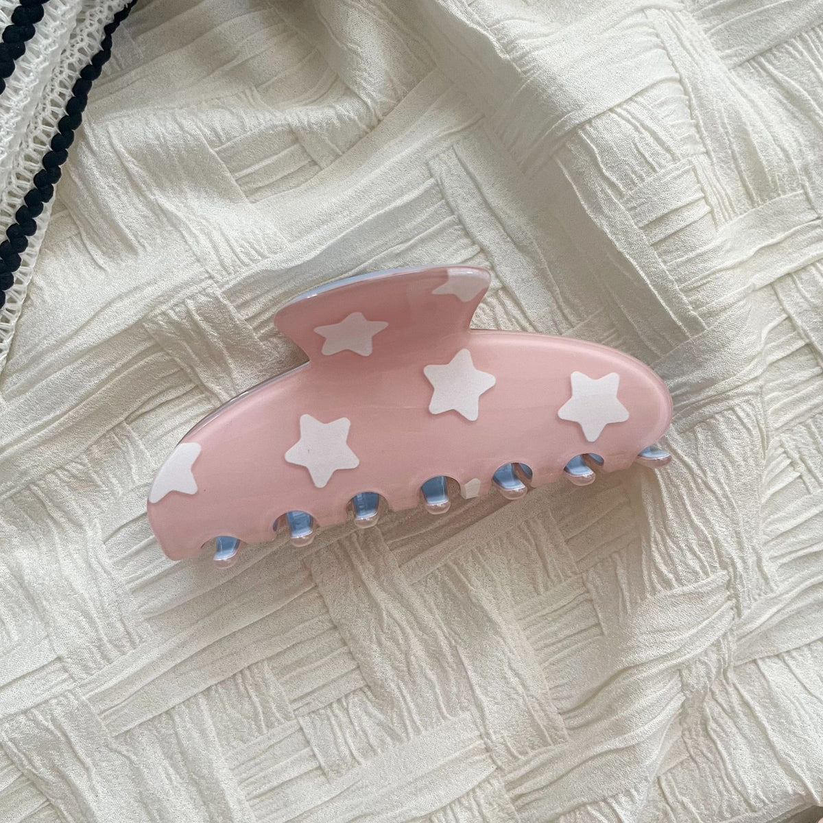 Candy Color Star Print Large Hair Claw 6W6HCP1661