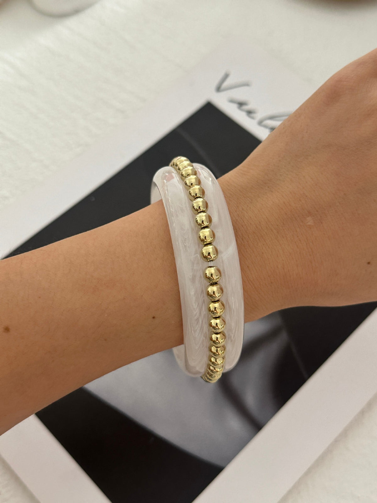 Vintage Enamel Gold Plated Beaded Bangle Bracelet 6W6JBR604