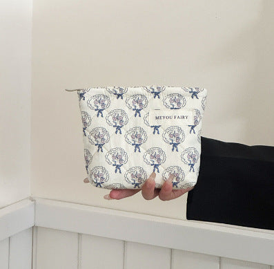 Cute Plaid Pattern Quilted Shell Makeup Bag MK2BW6S10BOB106