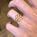 Stylish Hollow Out Daisy Floral Ring 8ZA6JRG133L