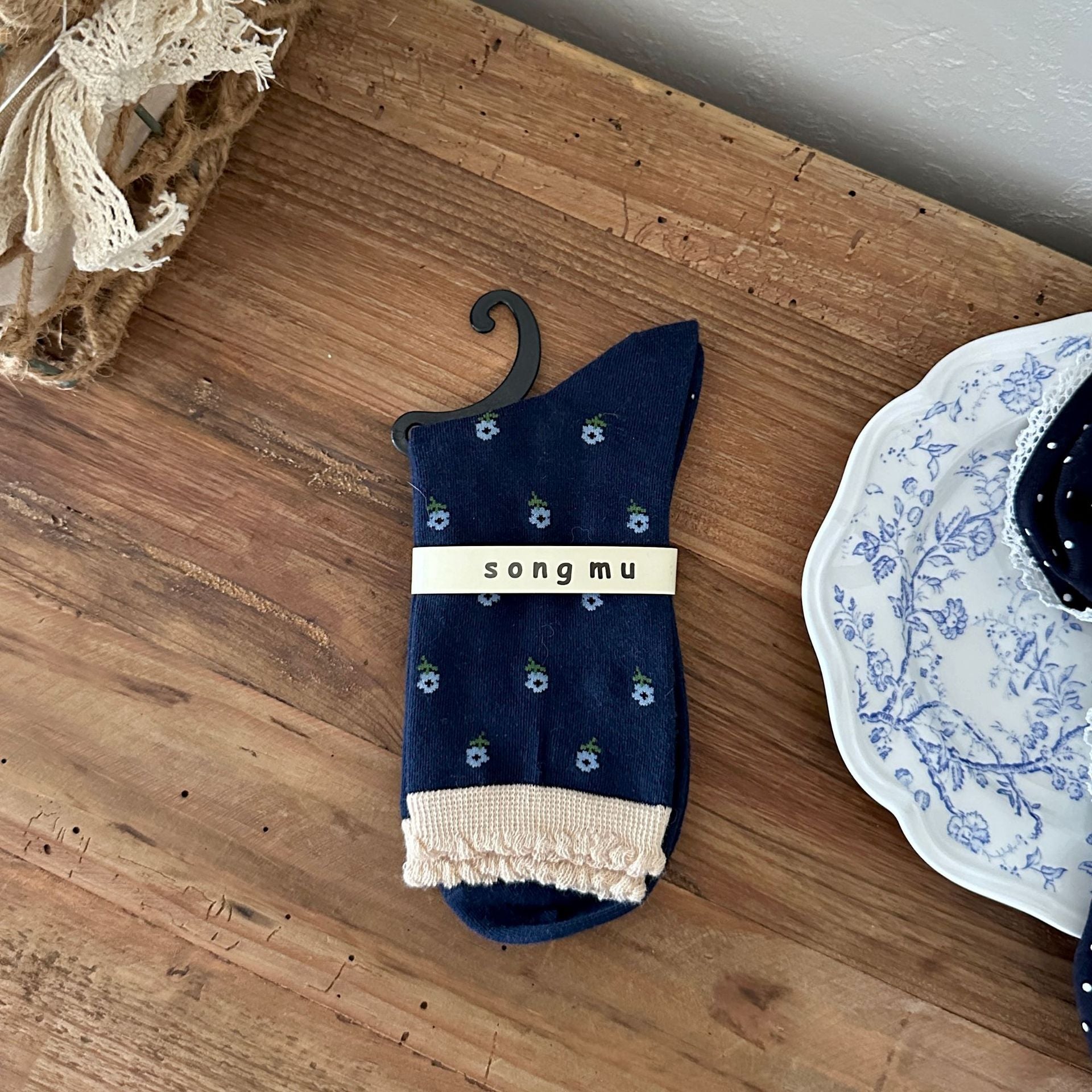 Floral Bow Crew Socks - DippedShop Wholesale - #2515