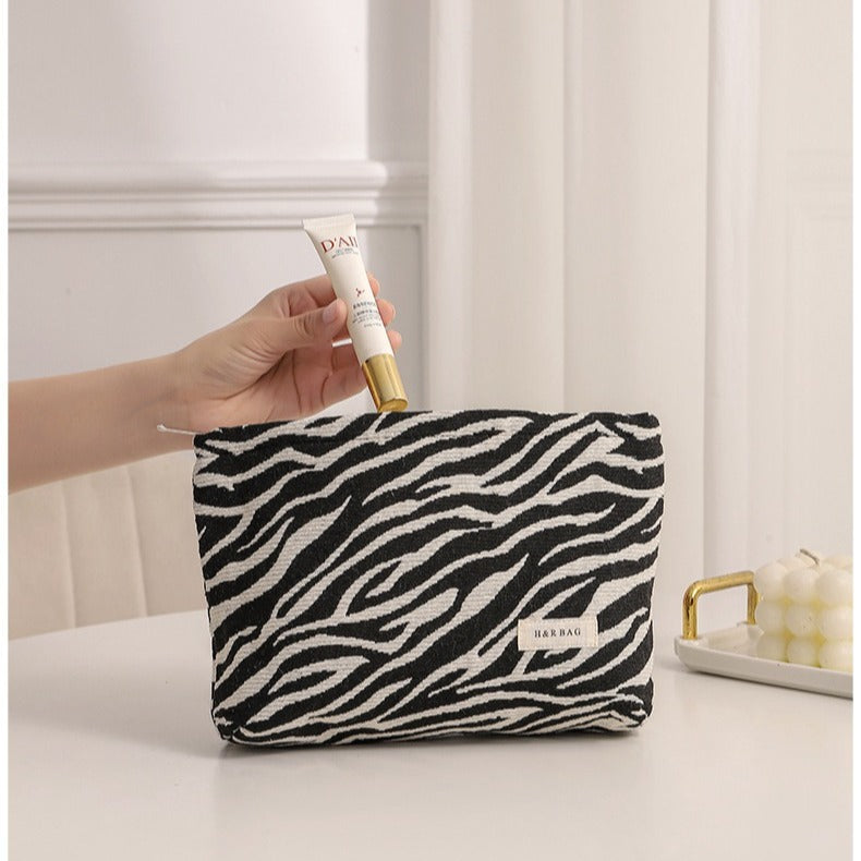 Leopard Zrbra Jacquard Simple Cosmetic Bag DPB1014