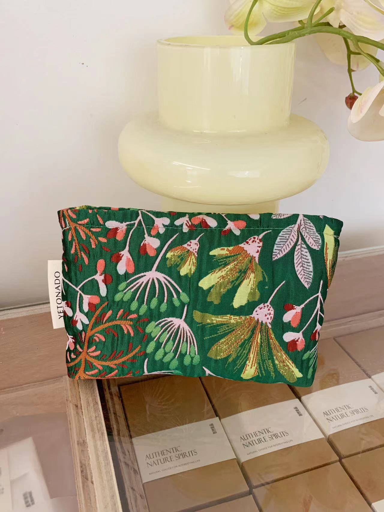 Casual Floral Embroidery Large Capacity Makeup Bag MK2BW6W10BOB403