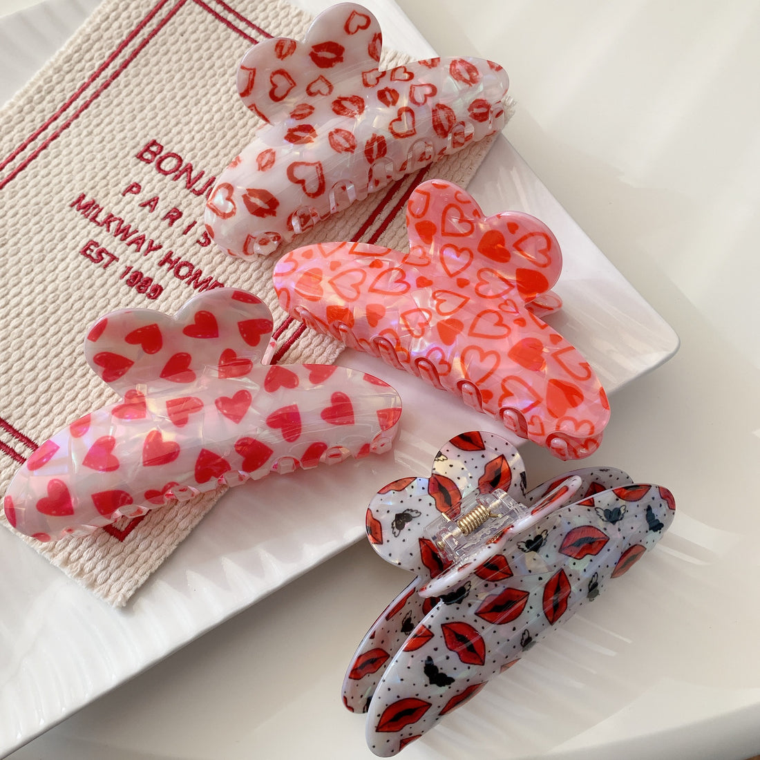 Cute Heart Print Hair Claw DP25F997