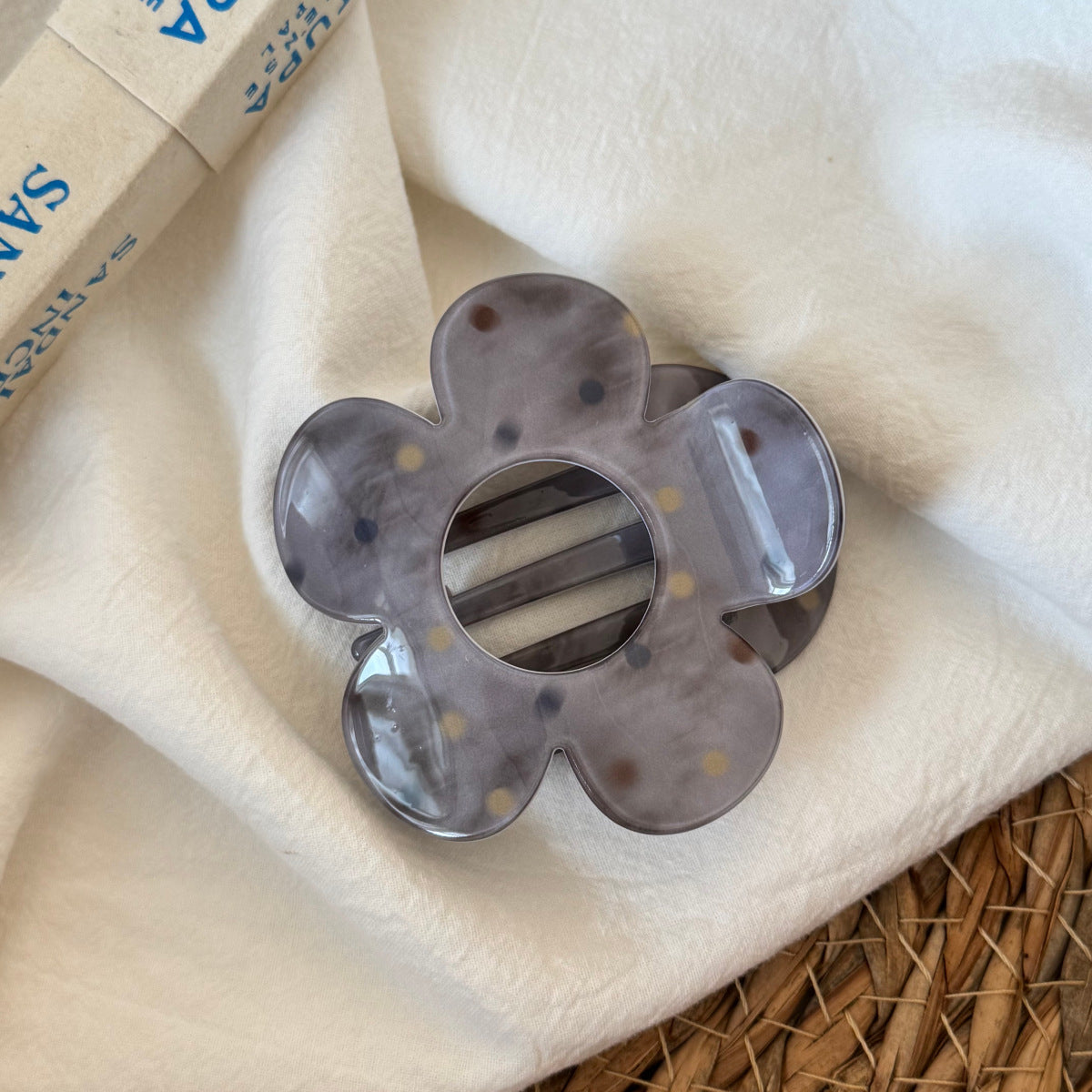 Fashion Polka Dots Hollow Flower Shape Hair Claw 6W6HCP1293