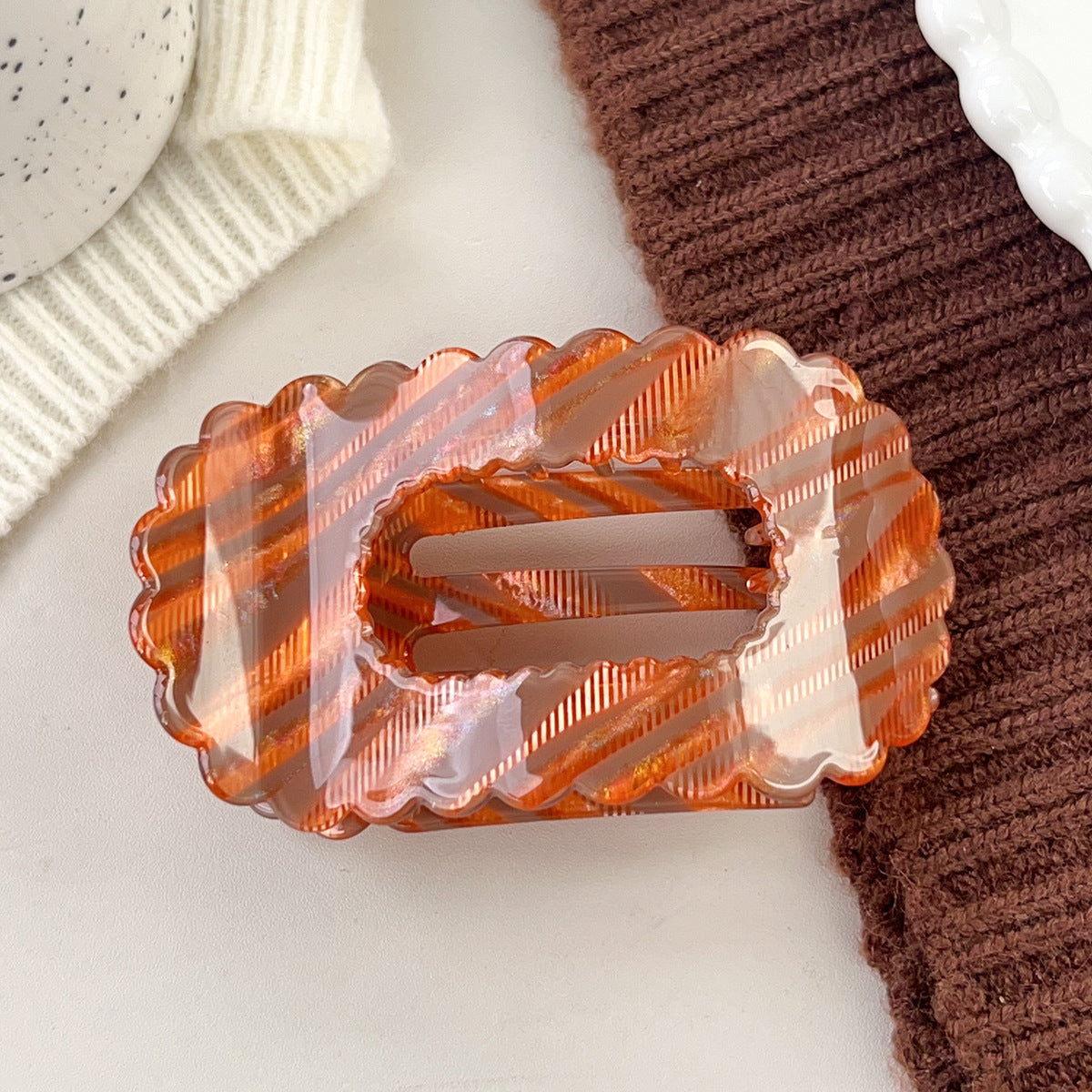 Textured Acetate Wave Edge Hair Claw Clip MK2PPM6W6HCP339