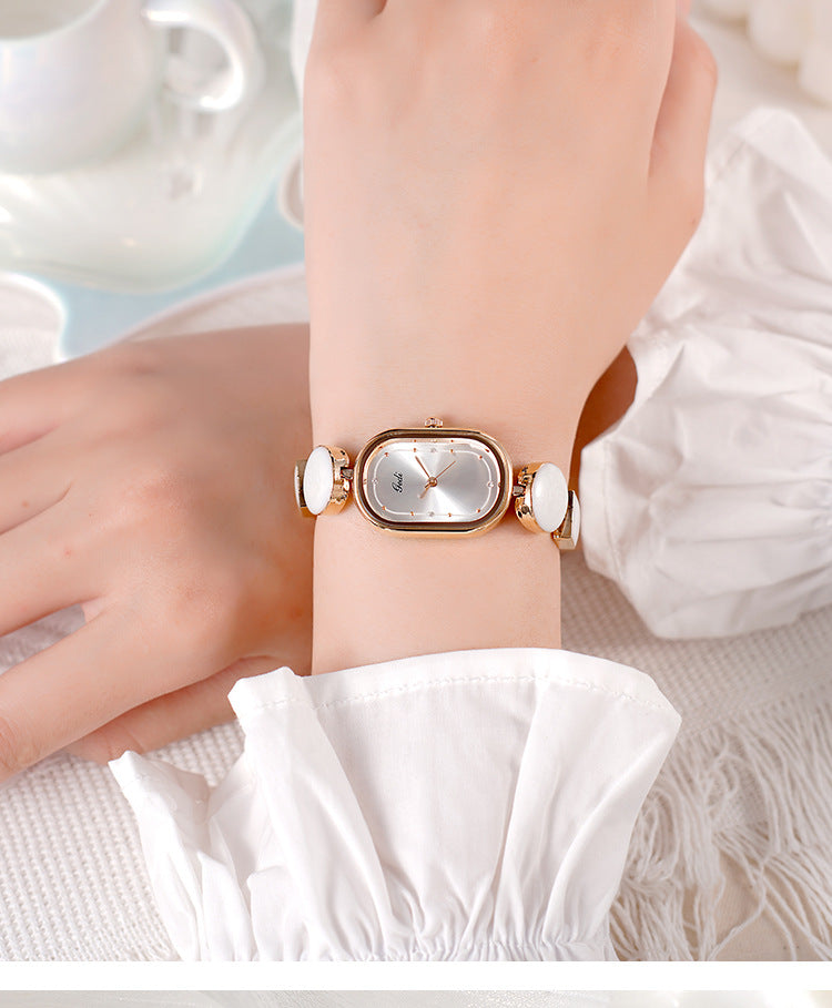 Trendy Oval Quartz Irregular Chain Bnagle Watch MK2SSAS6W6JWA13