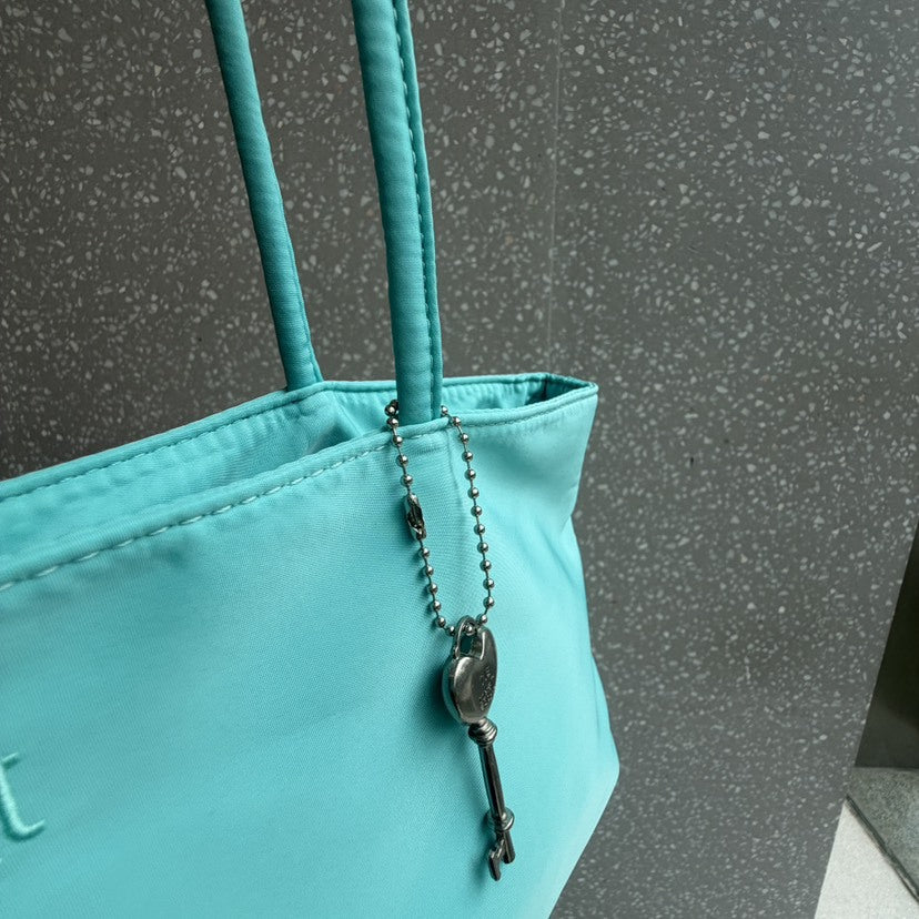 Dopamine Solid Color Underarm Bag 6W10BBG1332