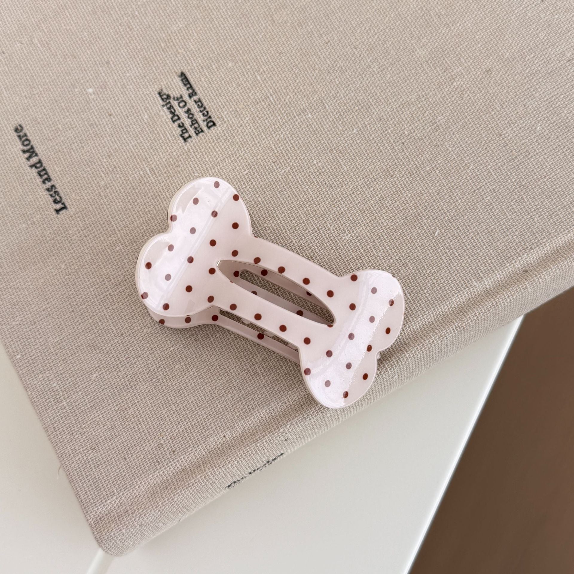 Creative Bone Shape Hollow Hair Clips 6W6HCP1221