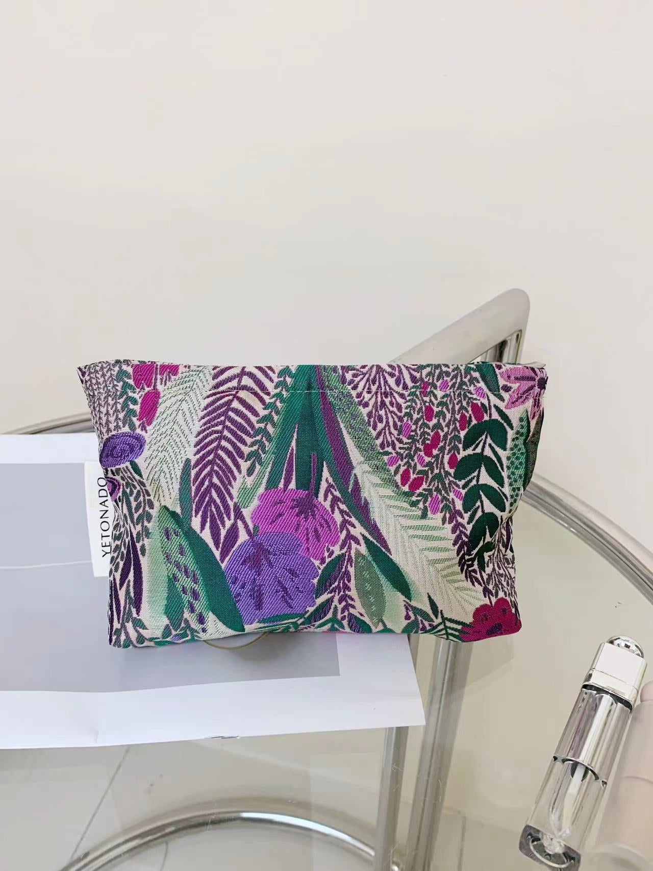 Large Capacity Floral Embroidery Cosmetic Bag MK2BW6W10BOB400