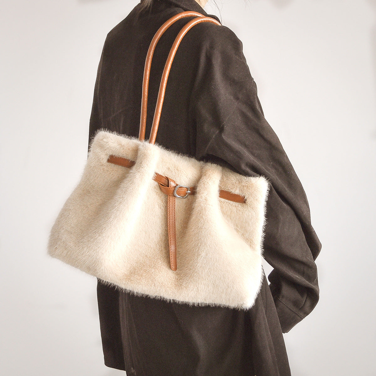 Fashion Fuzzy Plush Large Capacity Tote Bag 6W10BBG2357