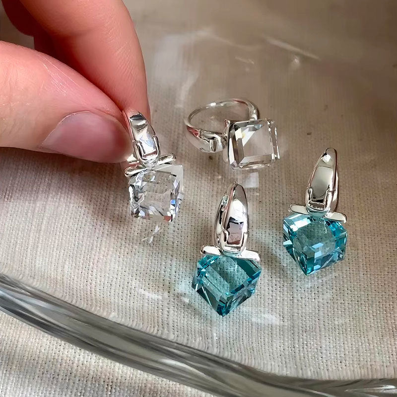 Minimlaist Blue Cube Dangle Hoop Earrings 6W6JER596