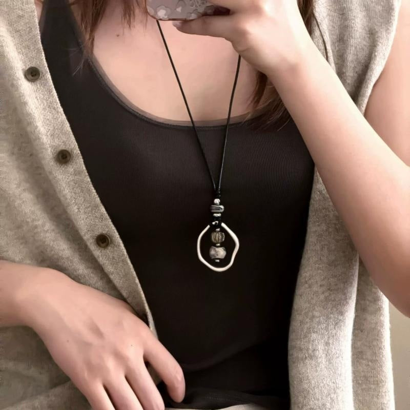 Boho Style Irregular Bead Pendant Necklace 6W6JNC1064