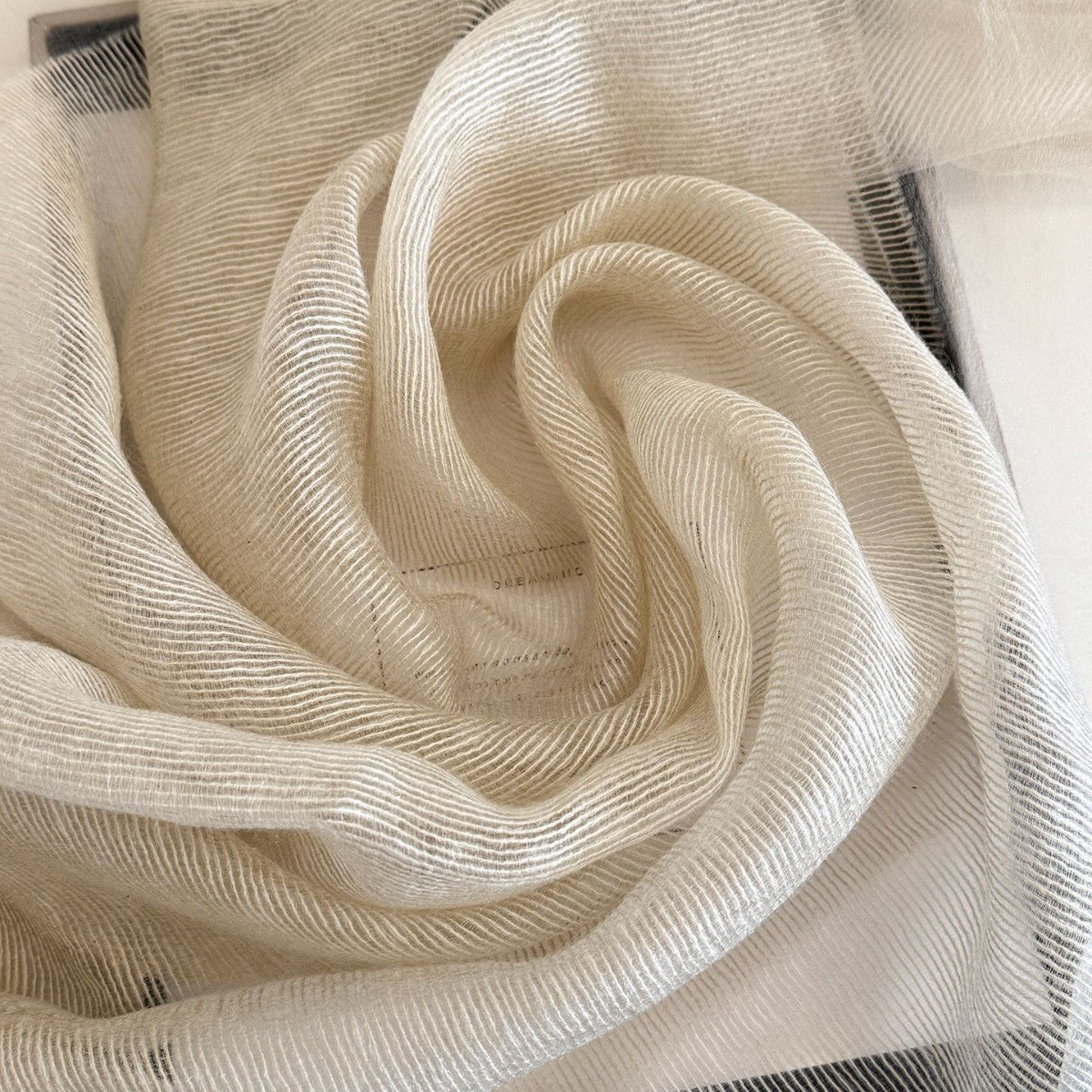 Trendy Solid Color Breathable Long Shawl Scarf 6W6NSC221