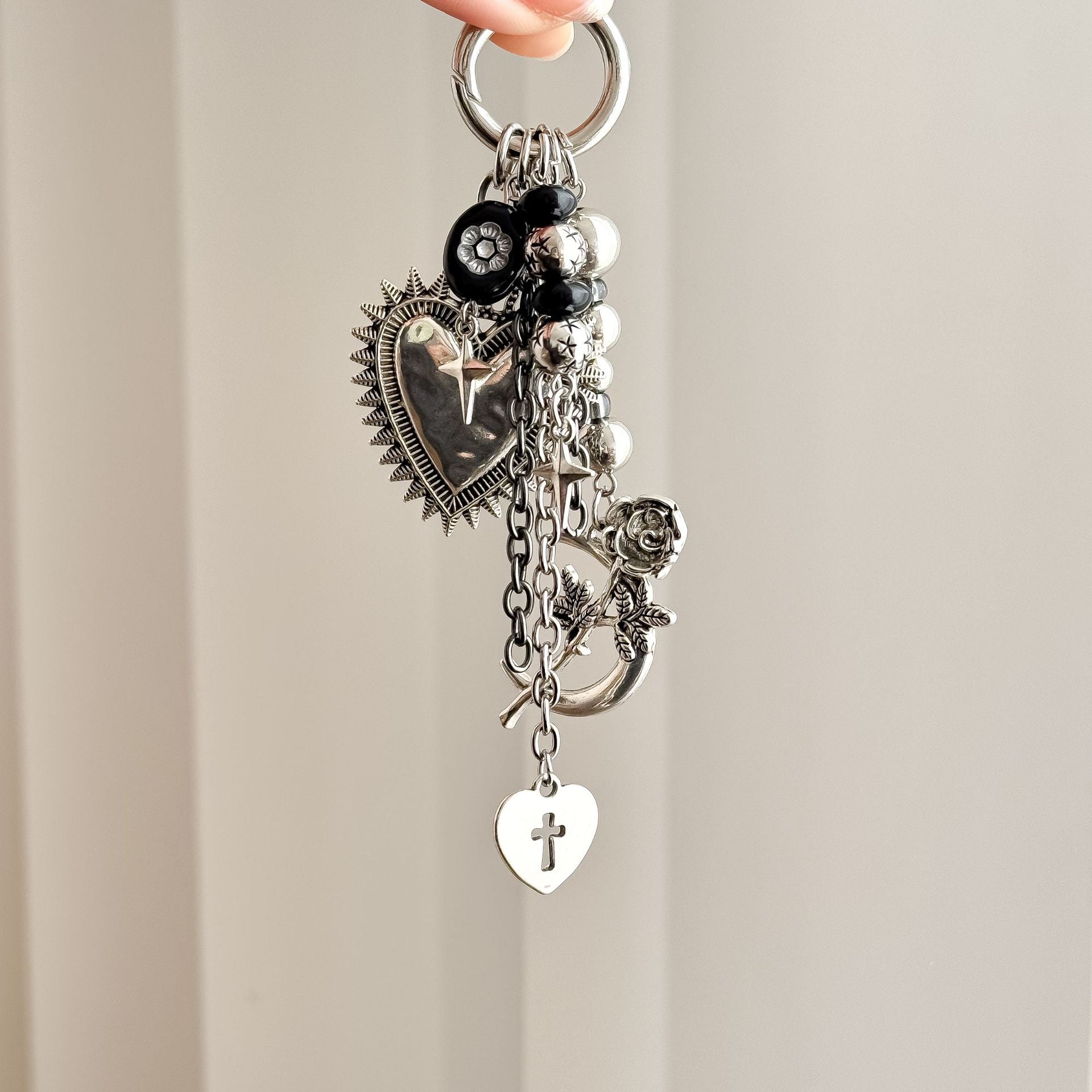Stylish Beaded Heart Pendant Keychain Bag Charm 6W10BBC386