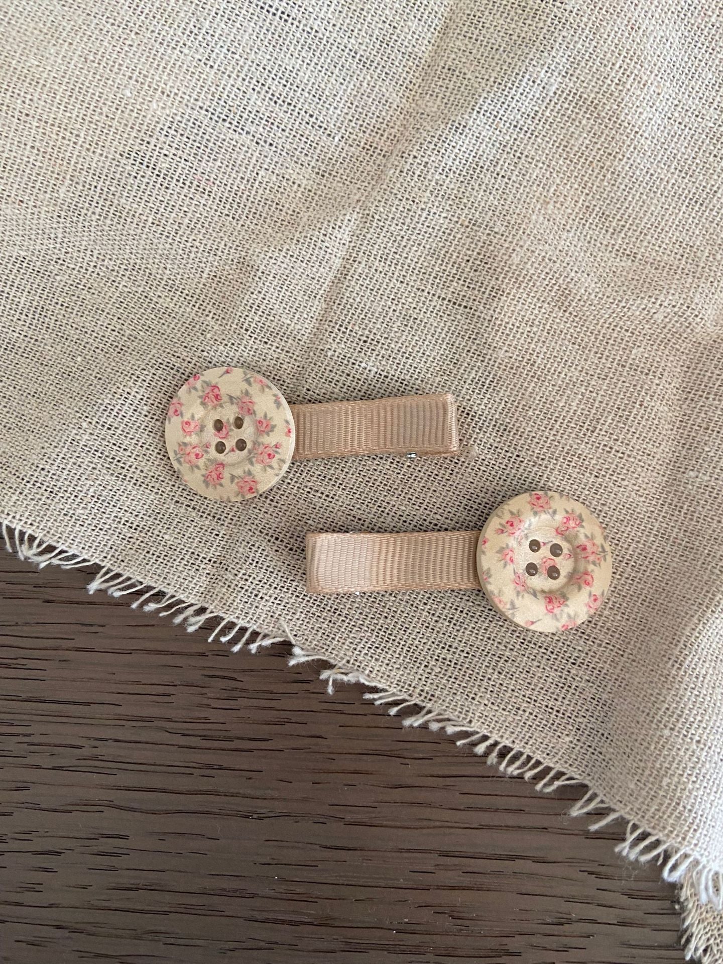 Sweet Floral Button Duckbill Hair Clips 6W6HCP1223