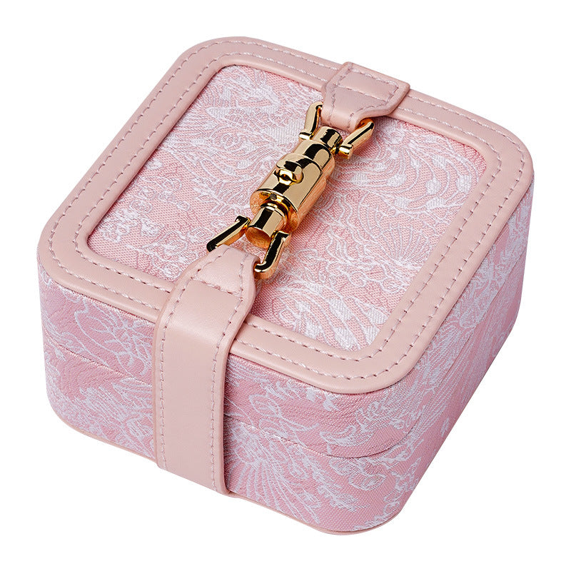 Vintage Jacquared Embroidered Portable Jewelry Case DP25B914