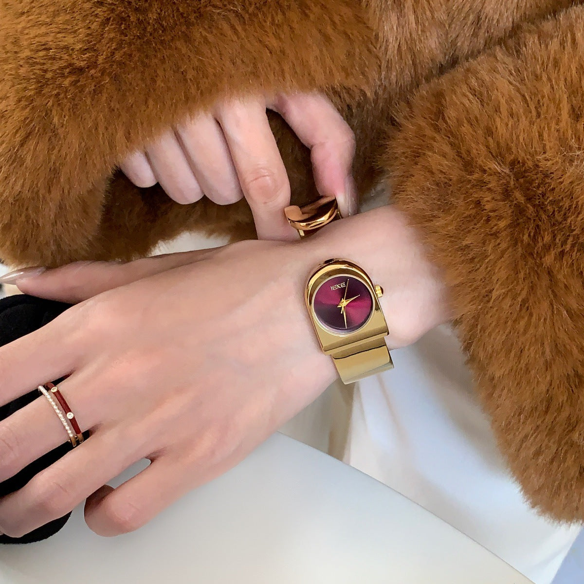 Chunky Geometric Gold Watch - DippedShop Wholesale - #6611