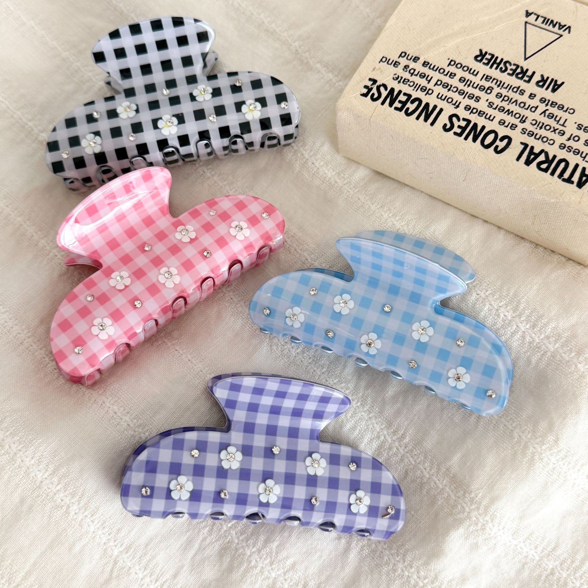 Cute Rhinestone Flower Plaid Acetate Hair Claw 6W6HCP1277