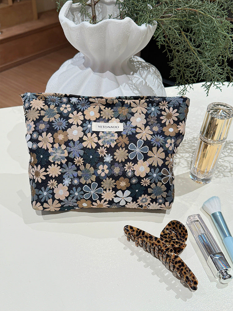 Fresh Daisy Jacquard Large Capacity Makeup Bag MK2BW6W10BOB395