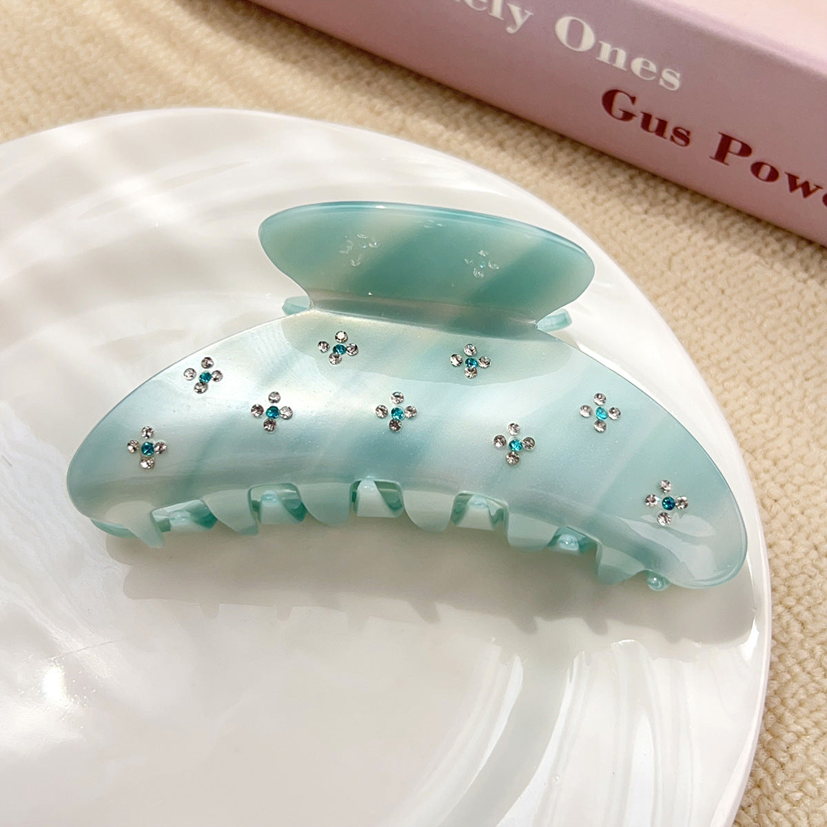 Trendy Rhinestone Butterfly Acetate Hair Claw MK2PPM6W6HCP349
