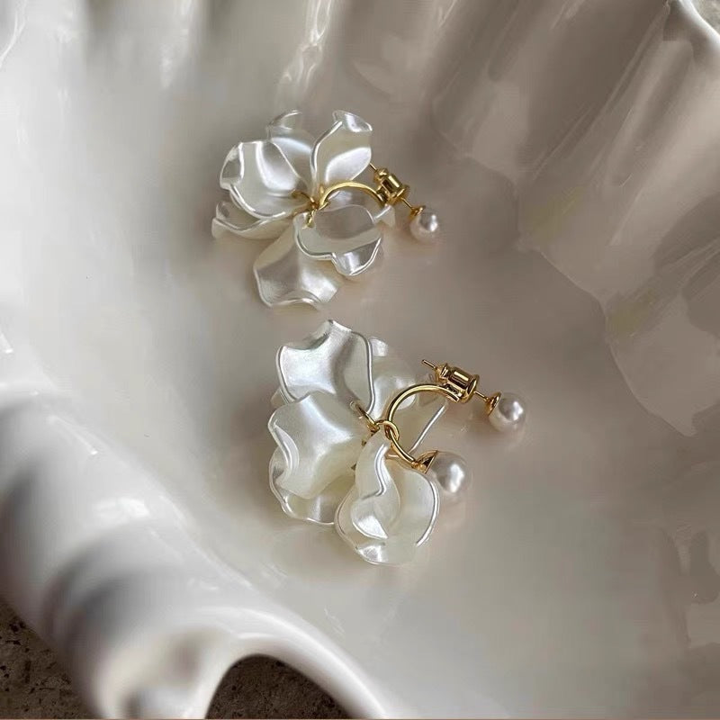 3D Layered Floral Stud Earrings - DippedShop Wholesale - #6387