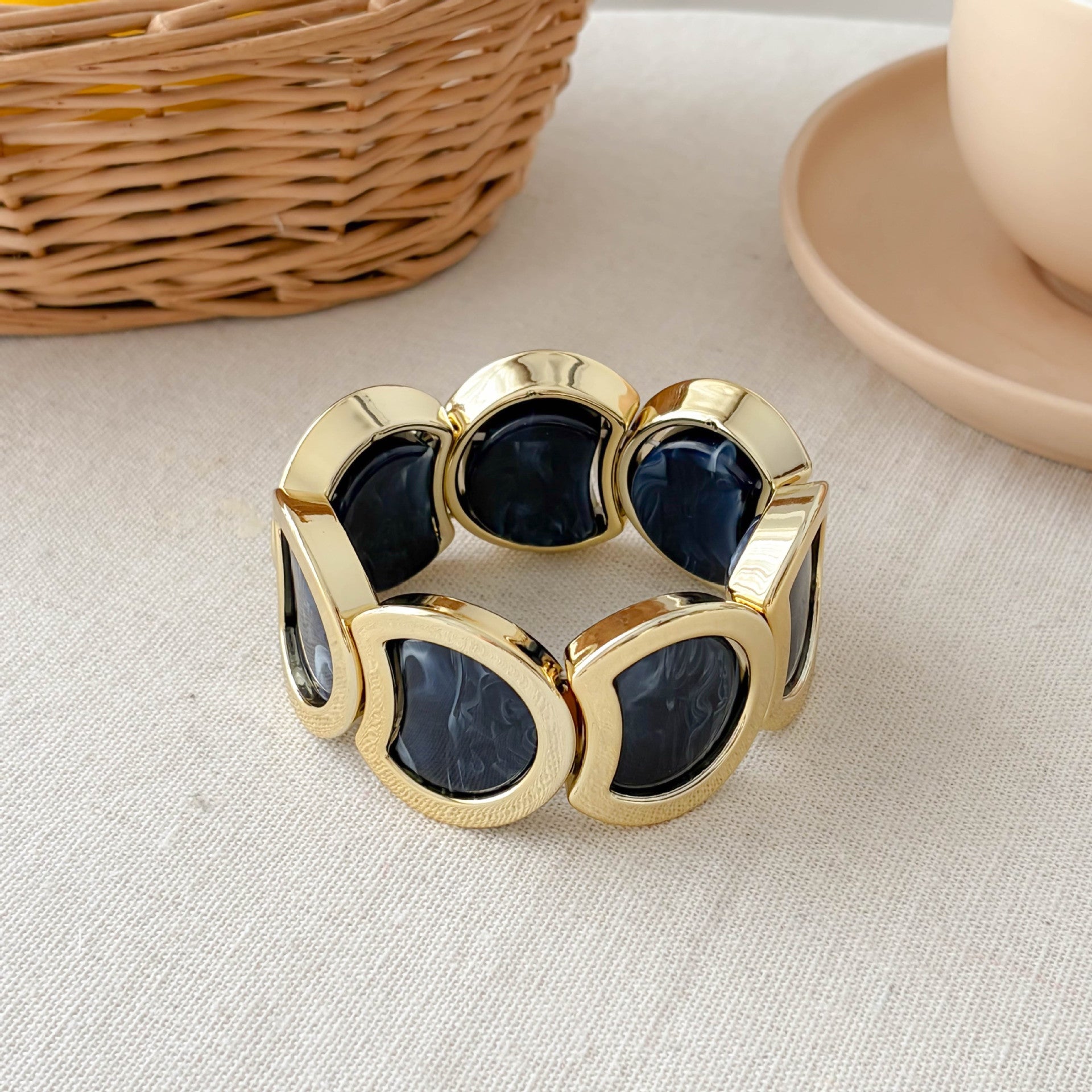 Stylish Irregular Resin Stackable Stretch Bracelet 6W6JBR583
