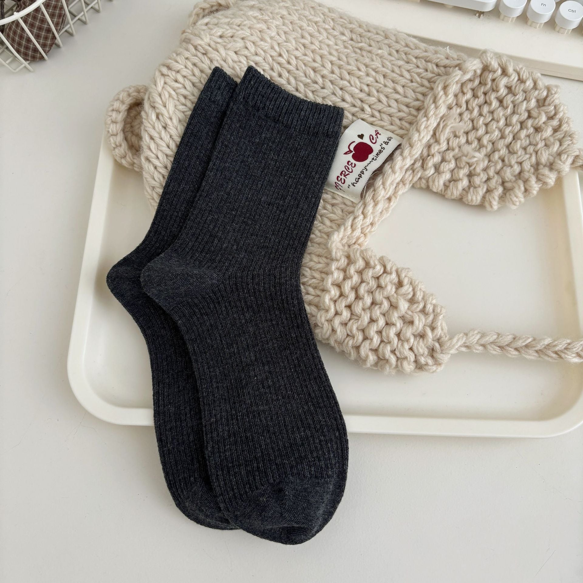Minimalist Solid Color Cotton Slouch Socks 6W8FSO544