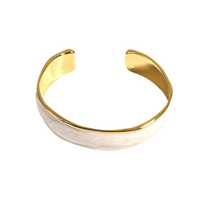 Vintage White Enamel Open Cuff Bracelet DP25D711