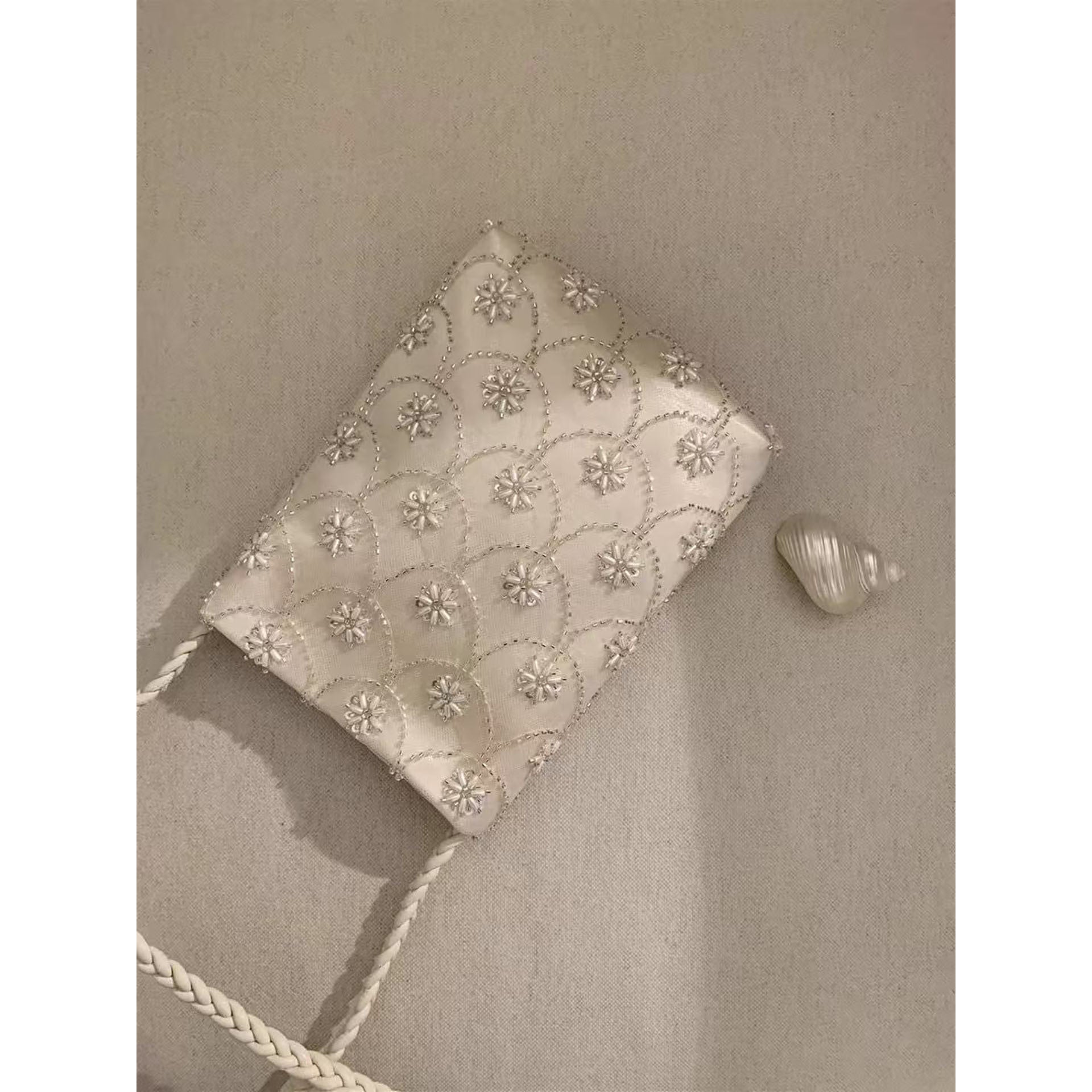 Cute Floral Beaded Embroidery Evening Bag 6S10BBG1464