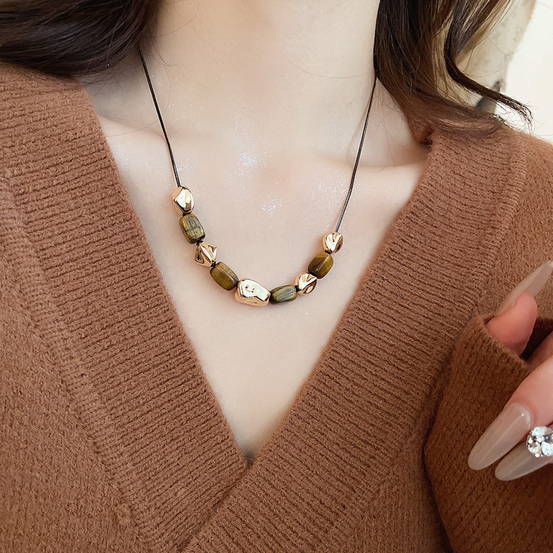 Vintage Irregular Tiger Eyes Stones Necklace 6W6JNC909