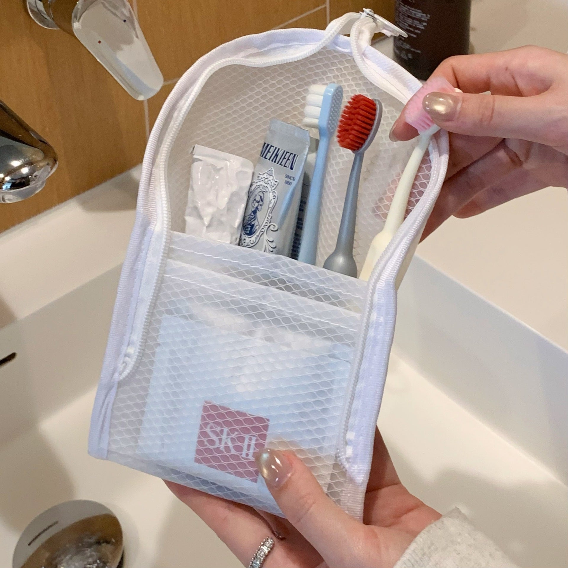 Simple Mesh Solid Color Travel Toiletry Bag MK2BW6S10BOB111